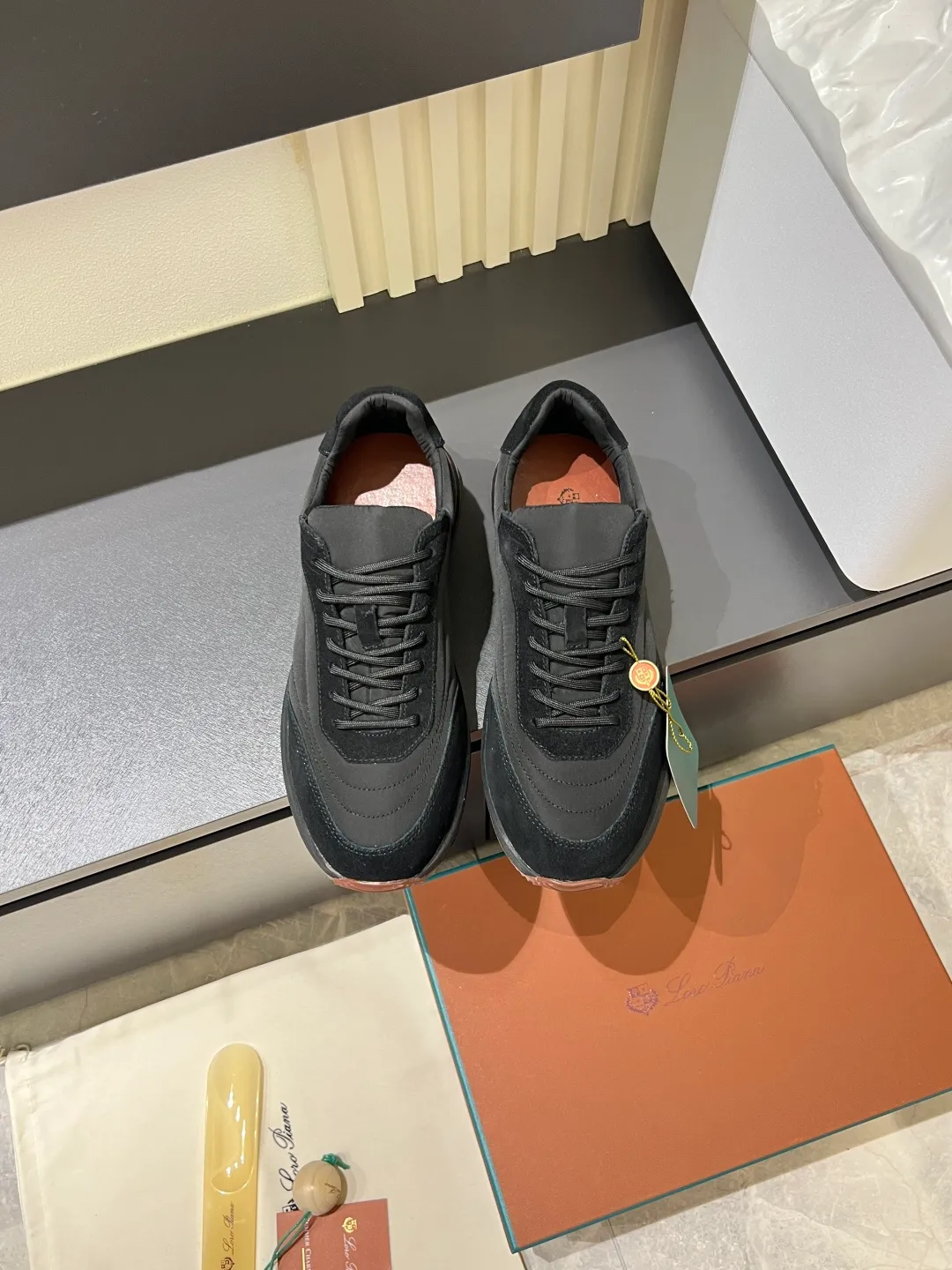 Men's men's shoes 💰p480Loro Men's men's shoes 💰piana niche Loro classic jogging shoes, men's lace-up casual shoes and sneakers, high-quality lightweight and comfortable fabrics, suitable for outdoor leisure, the color scheme is young and energetic, and it looks great with sportswear or casual suits! Size: 38-44 (45 customized)